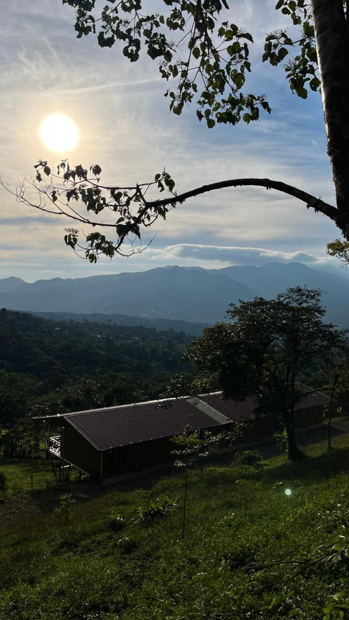 Bungalows Paraiso Celeste Bujagua Buitenkant foto